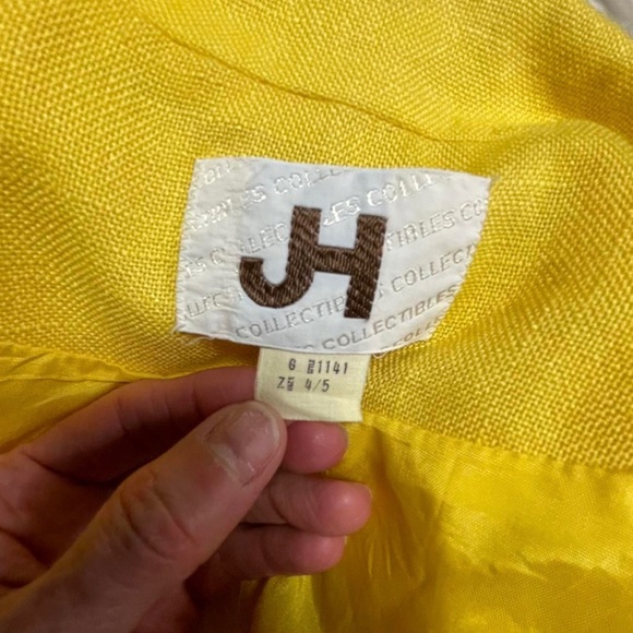 Yellow suit VINTAGE - Picture 3 of 4